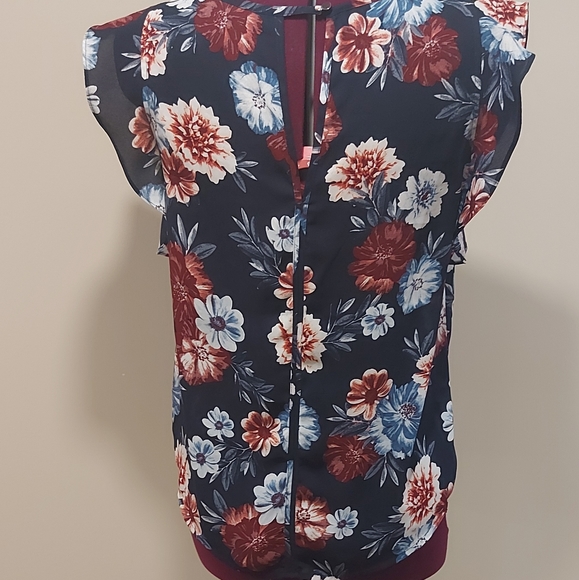Navy, red, and blue floral top - Picture 3 of 4